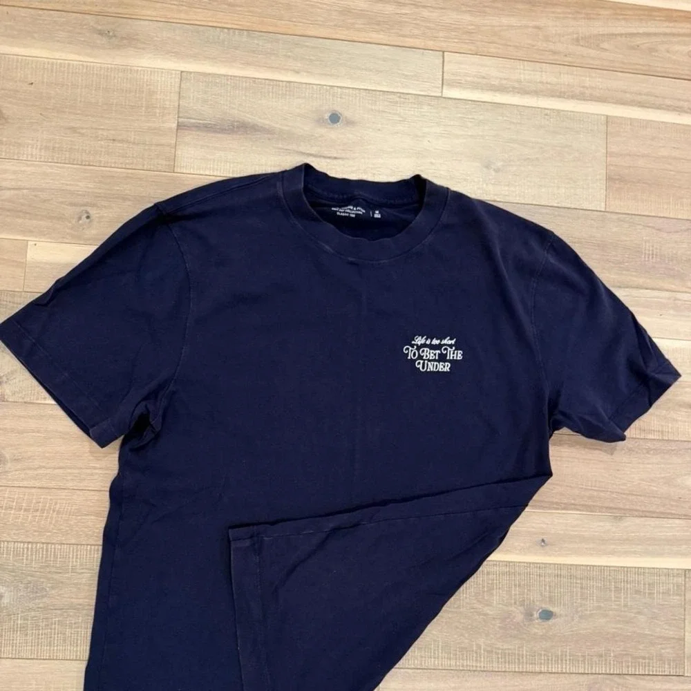Navy Abercrombie & Fitch t-shirt Sz Med